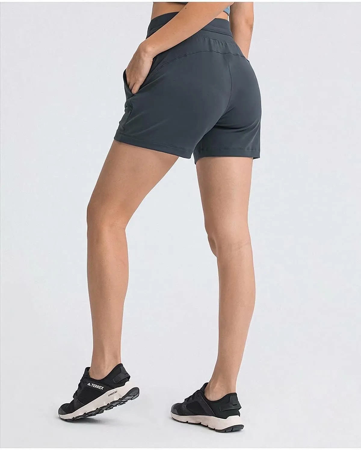 Summer Quick-Dry Drawstring Waist Running Shorts Women Sports Workout Shorts Gym Athletic Shorts with Pockets